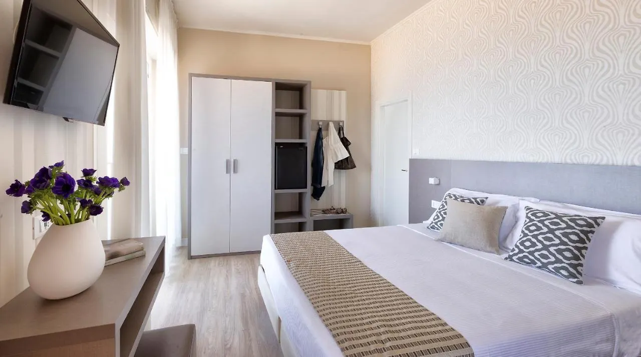 Little Hotel Riccione 3*,