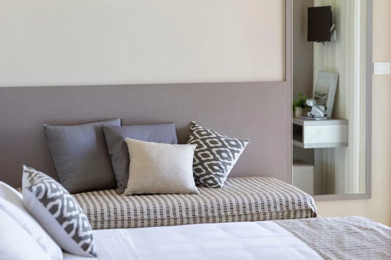Little Hotel Riccione 3*,